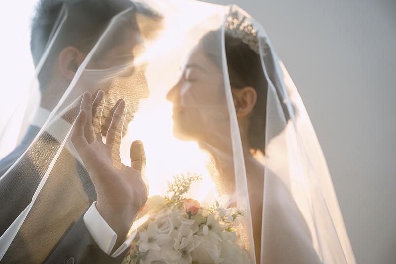 领证直接领现金！全国各地为了催年轻人结婚，真的彻底放大招、玩出花样了！政府企业齐