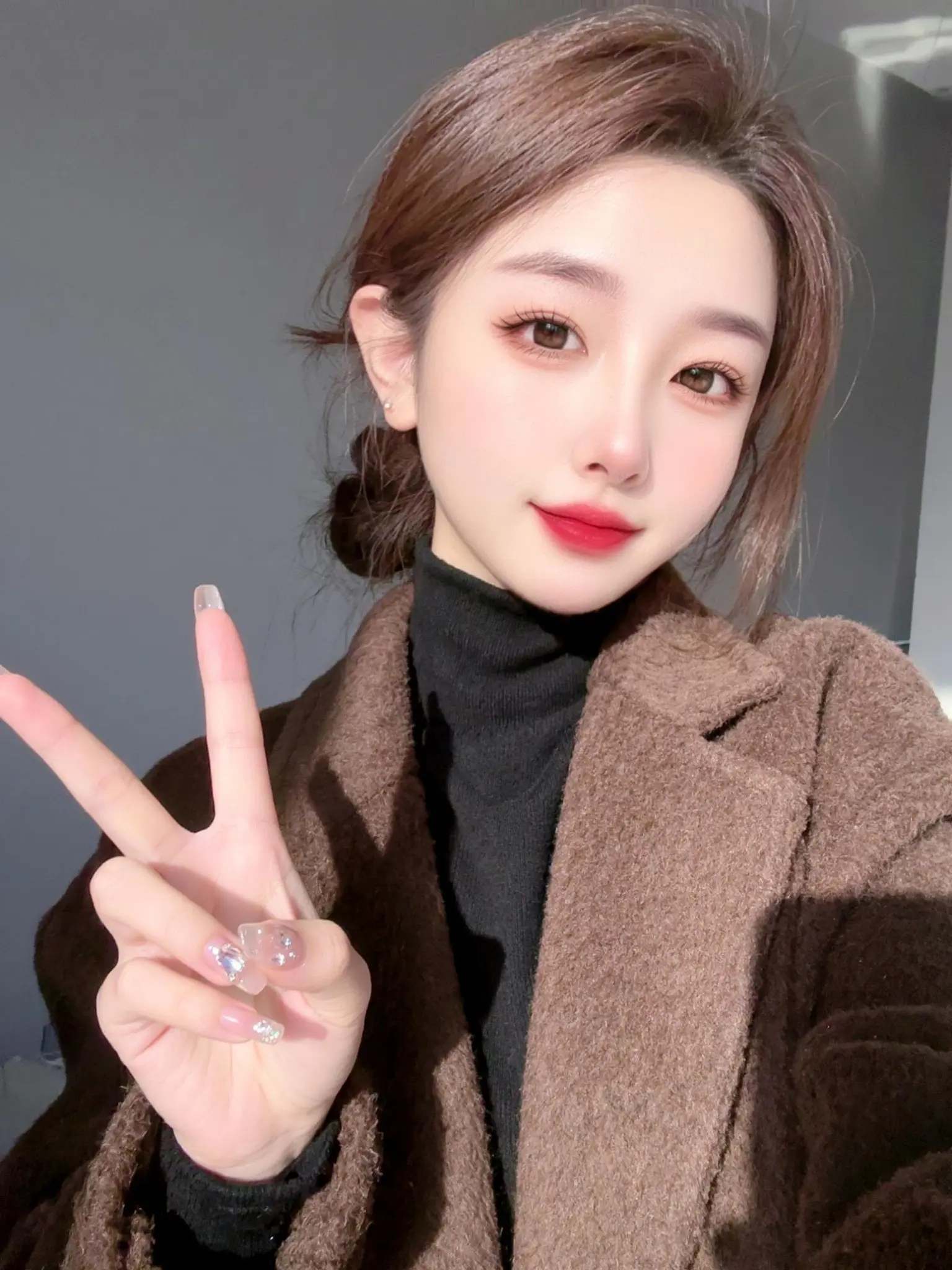 “只想把自己养的越来越快乐平静，其它的都不太感兴趣"。