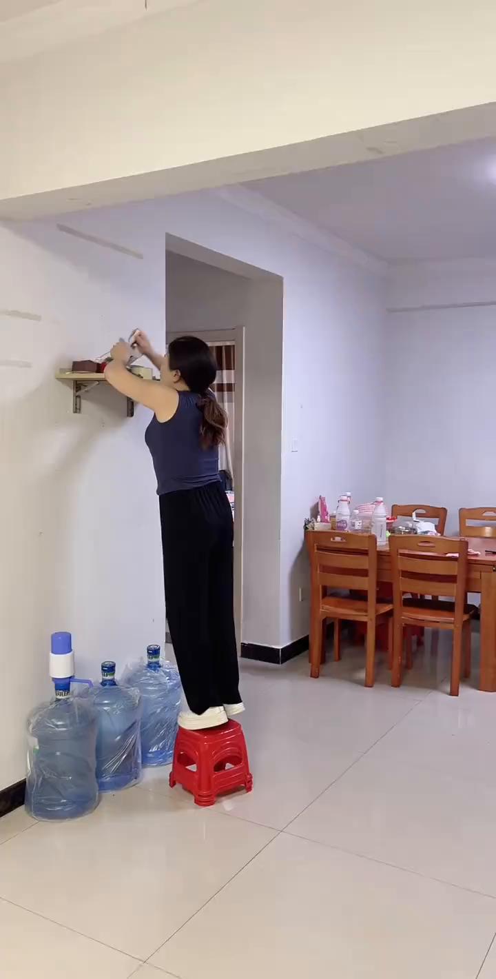 有人。