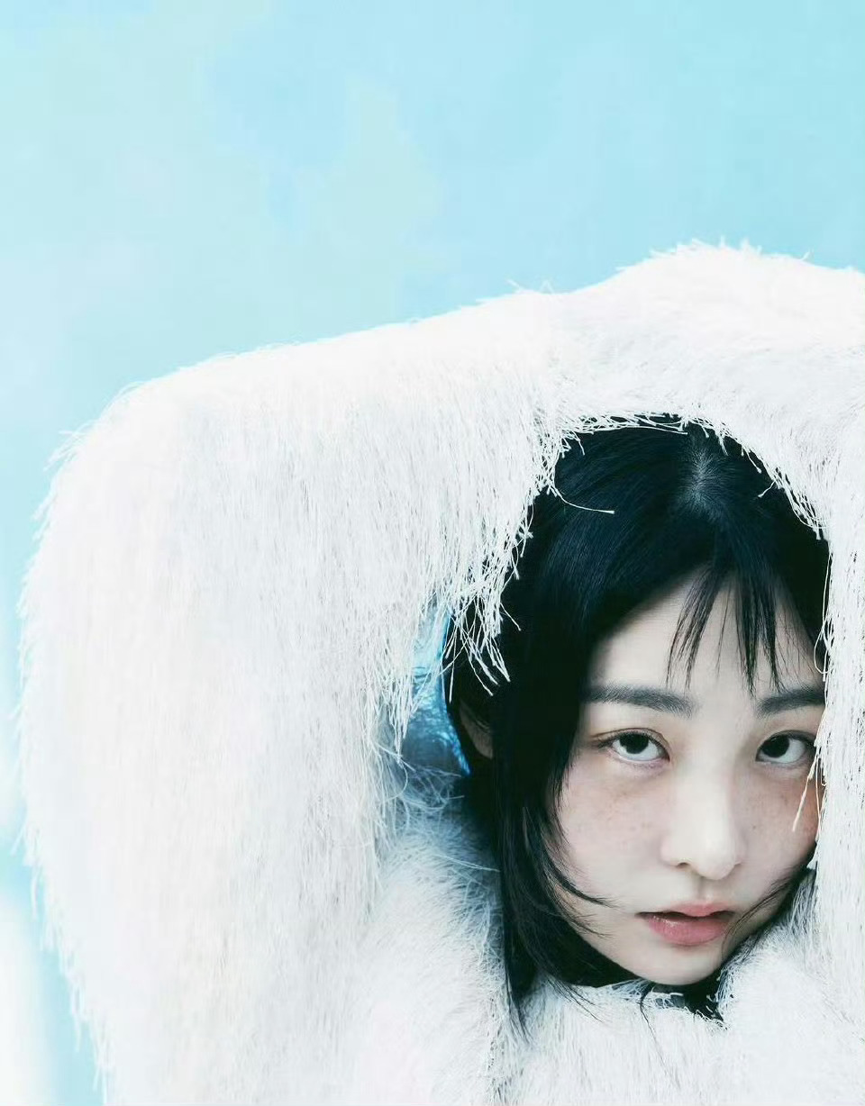 金敏荷｜Marie Claire Korea 12月刊 