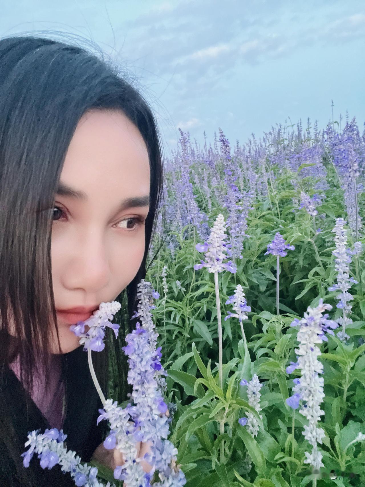 网友投稿：男朋友凌晨12点夜跑想我了，连走带跑8公里到我家。可惜我睡的沉了，手机
