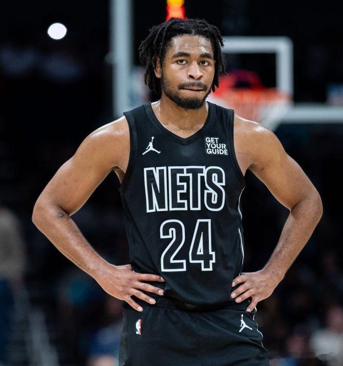 NBA[超话]  据《纽约邮报》记者刘易斯报道，卡梅隆·托马斯预计将于明年夏天离