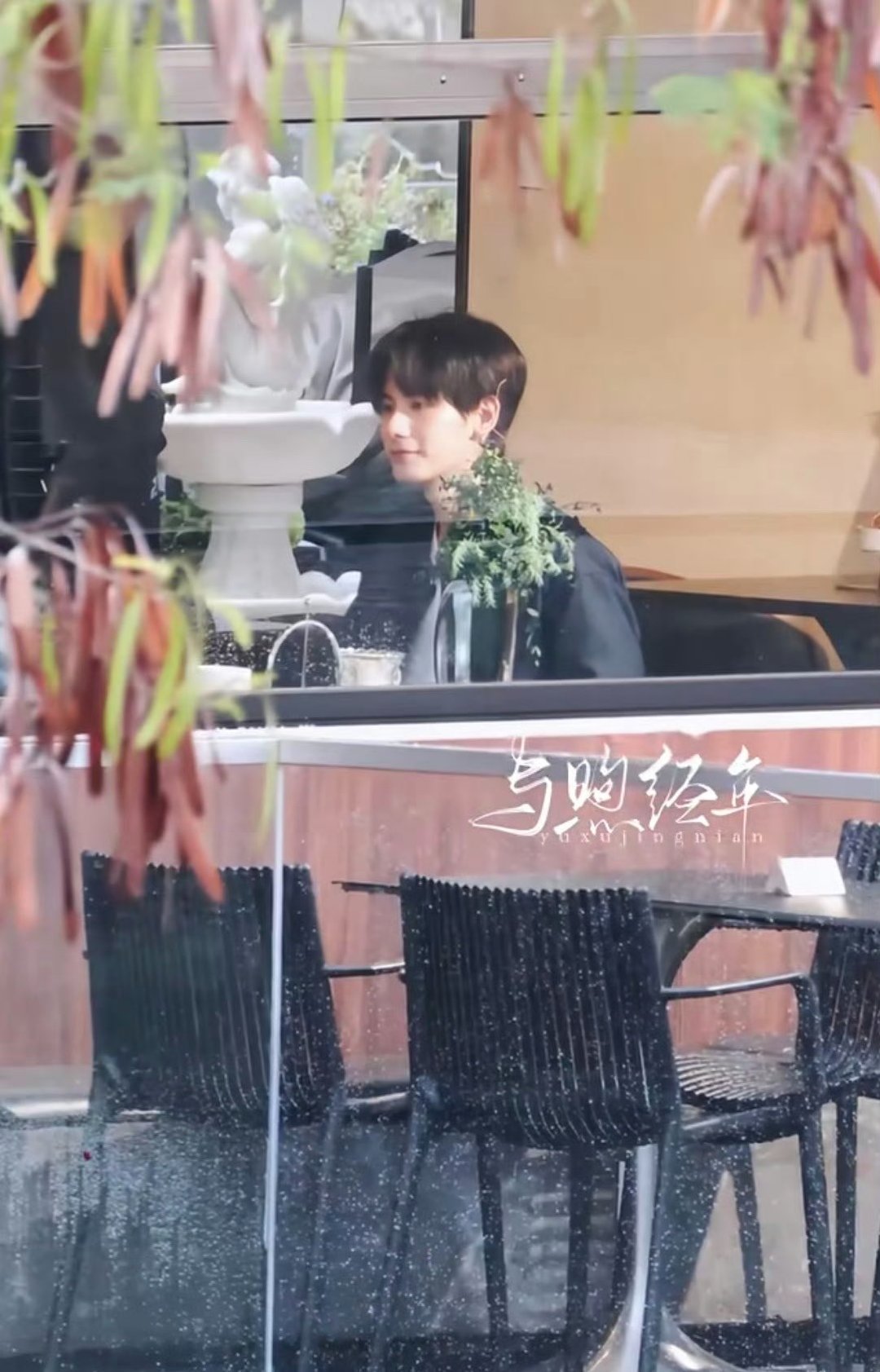 学长胡先煦胡先煦现偶妆造好清新的少年感，学长胡先煦好对味吧 