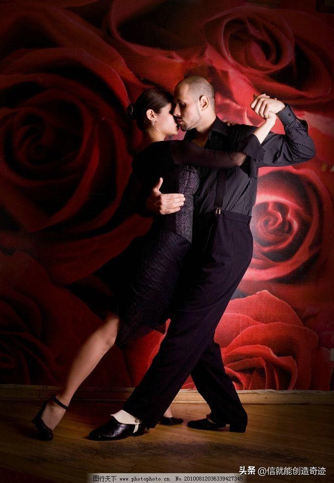 跳舞比任何时候都开心,你认同吗?
我不认同，因为跳舞人的性格不一，情趣不同，选择