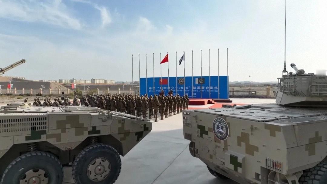 中巴这次陆军实兵联训，补上了两军陆上协同的一块空白。
喀喇昆仑-2026联合训练