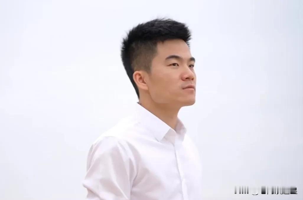 种完麦子，我就往南走
董老师说到做到
他已经到了广东
广东是目的地还是路过？
之
