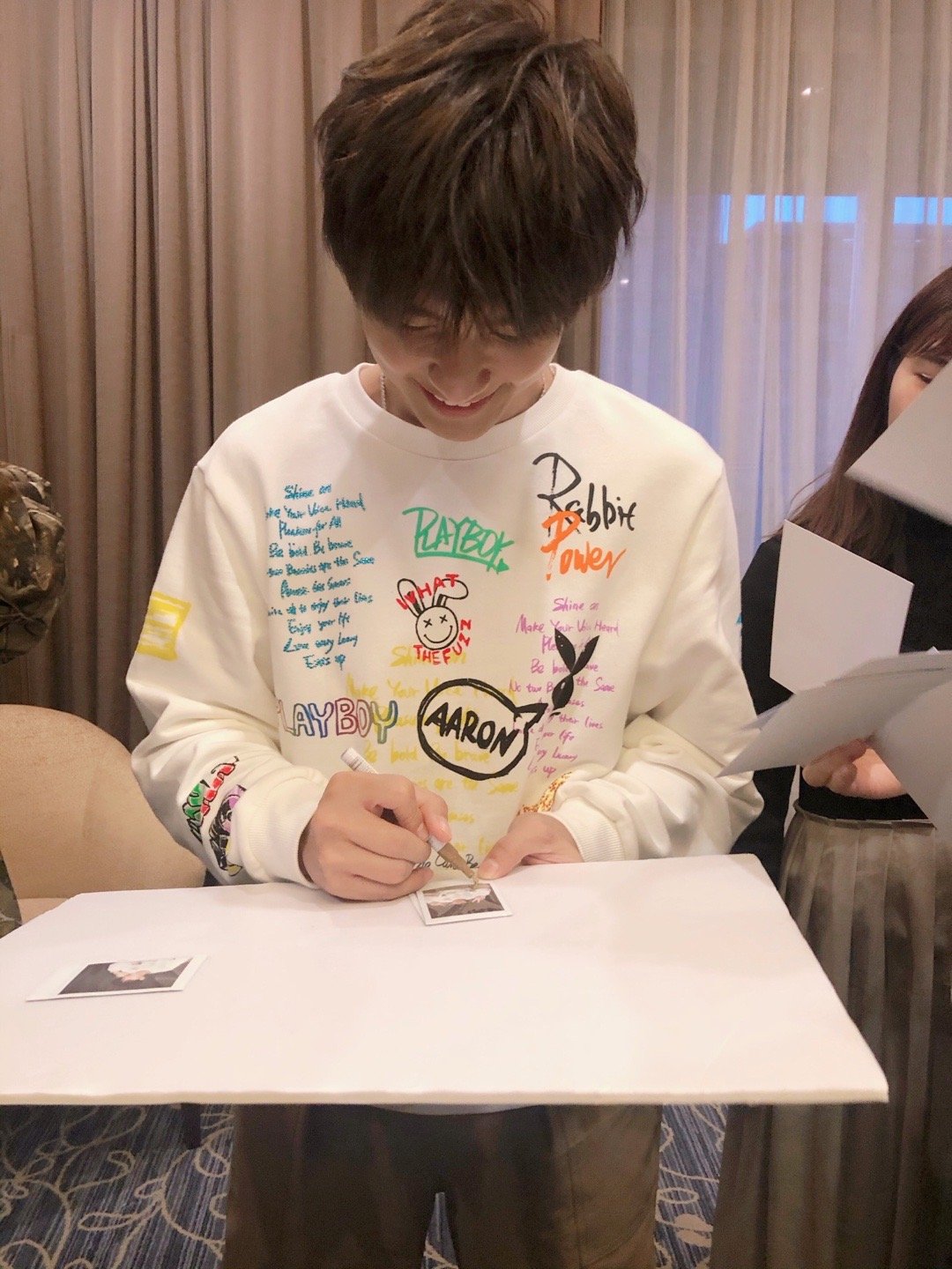 不怪炎亚纶 这谁忍得住  无关私生活，只针对采访，是曾经采访过艺人里，非常真诚的