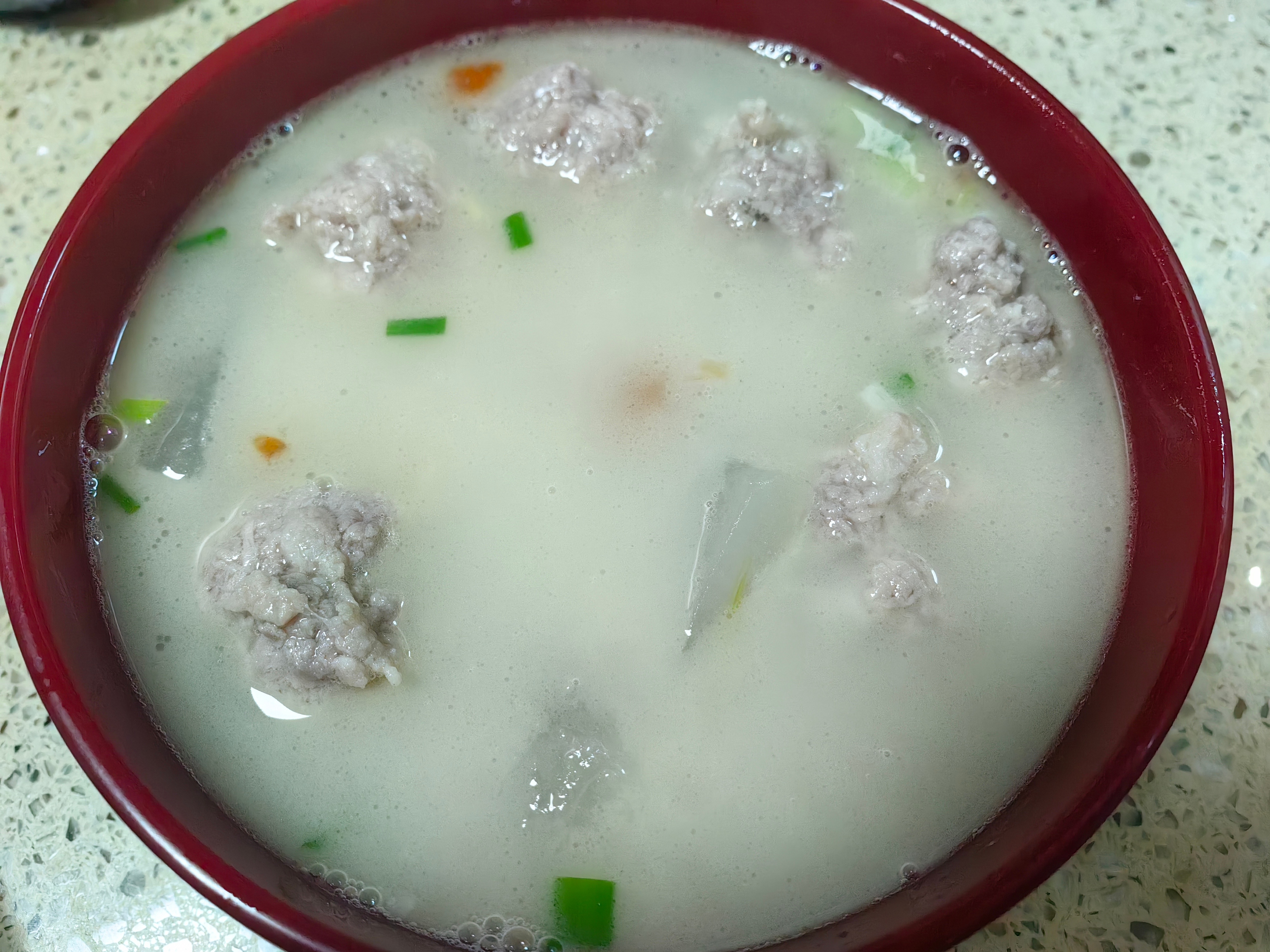 每日一餐分享炒冬粉，自己做的肉泥丸子咸蛋冬瓜汤。 ​​​