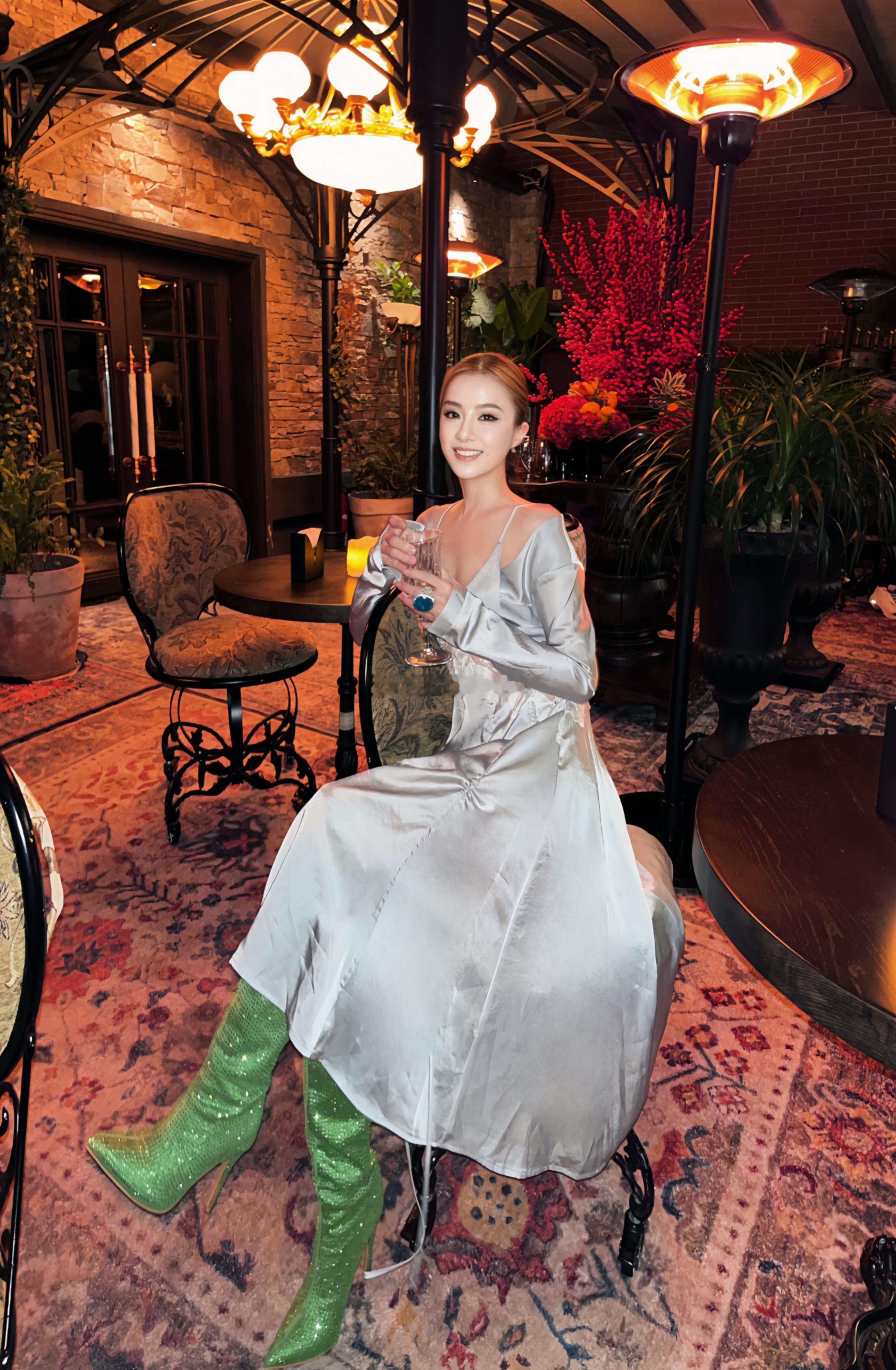 妈妈们的假期开始咯💜 ​​​