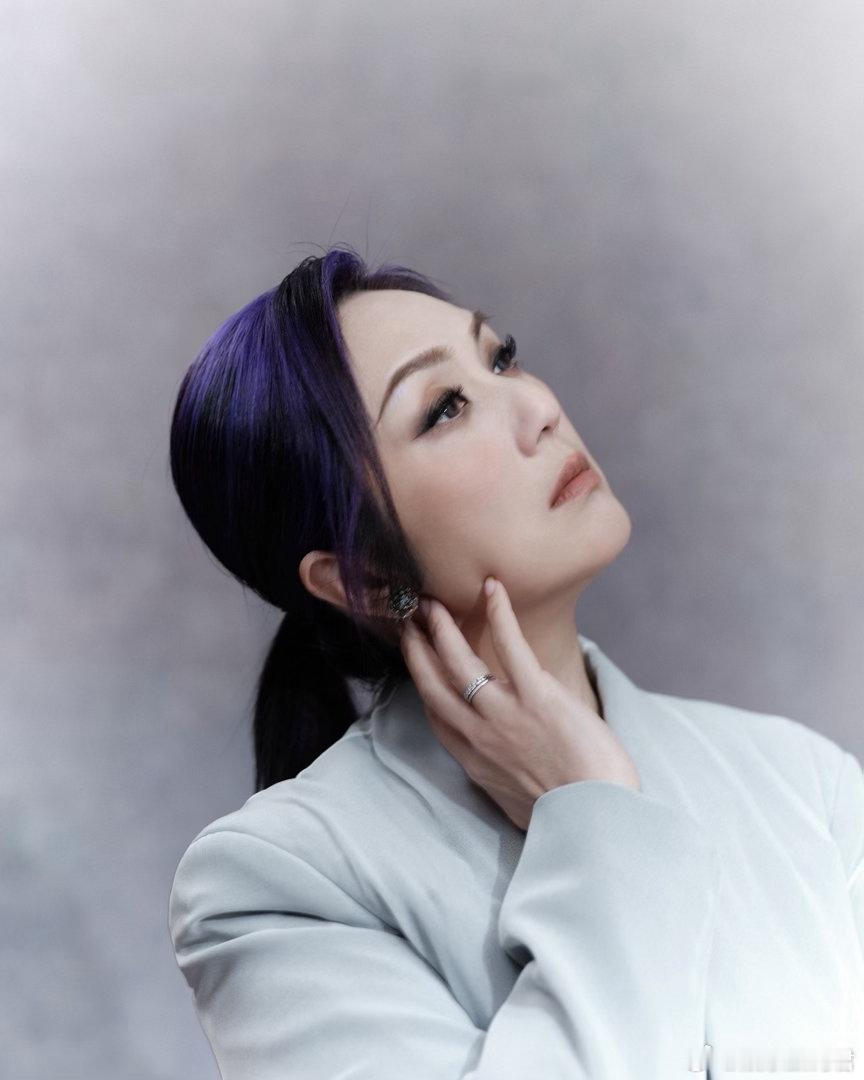 杨千嬅粤语版如果爱忘了 粤语版一出来，感觉这首歌才完整了。杨千嬅用她的方式告诉你
