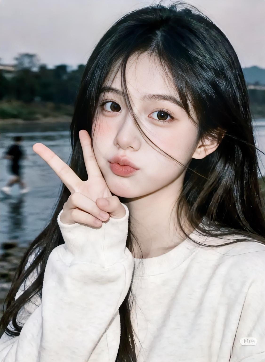 我来头条，不为碎银几两；
我解衣袍，非为风月情长。
指尖敲字，是心之所向，畅所欲