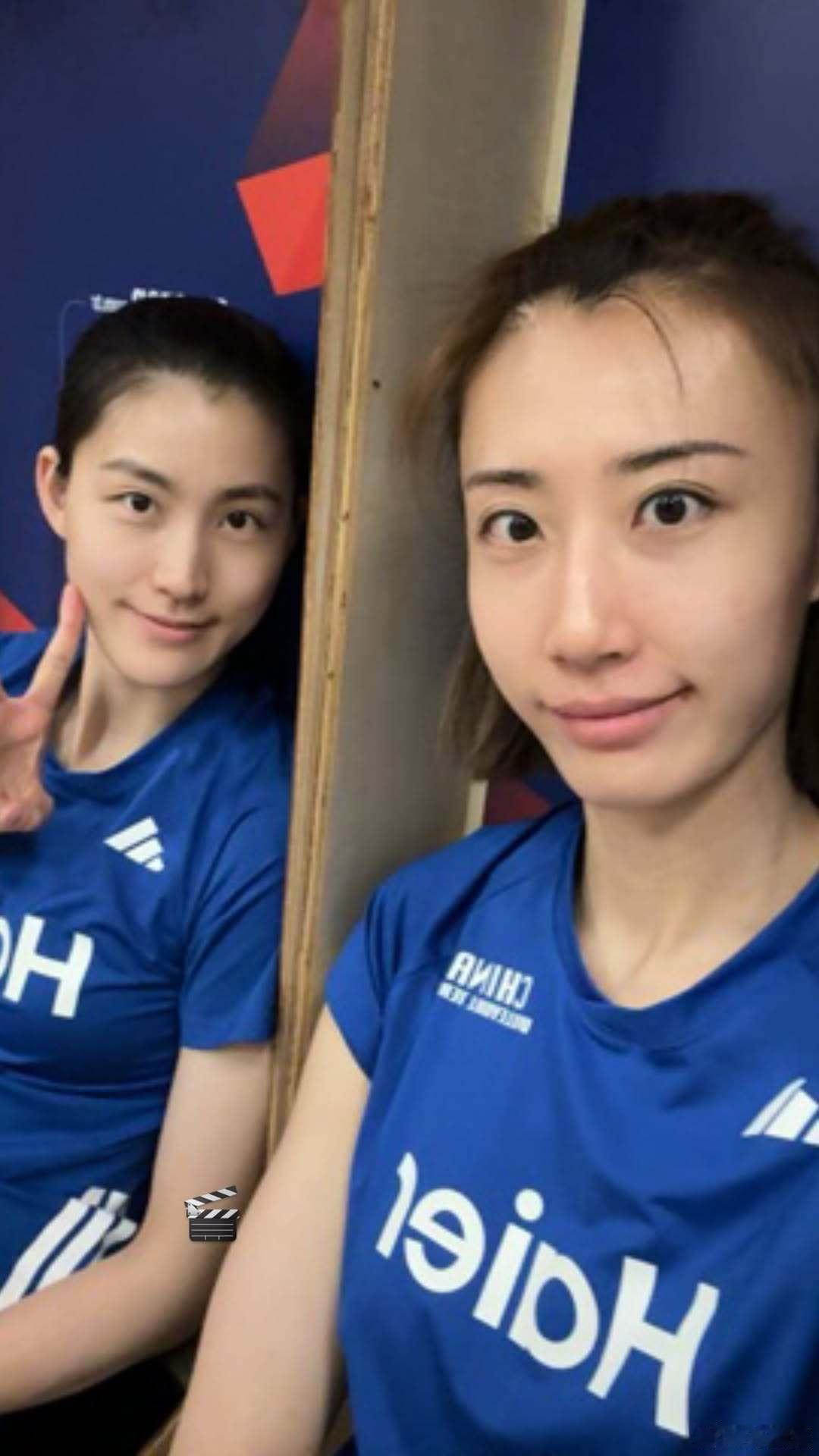 中国女排王媛媛王媛媛又分享和刁琳宇的美照，有人在故意睁大眼睛……