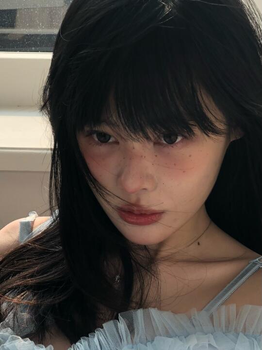 颓废泪沟妆