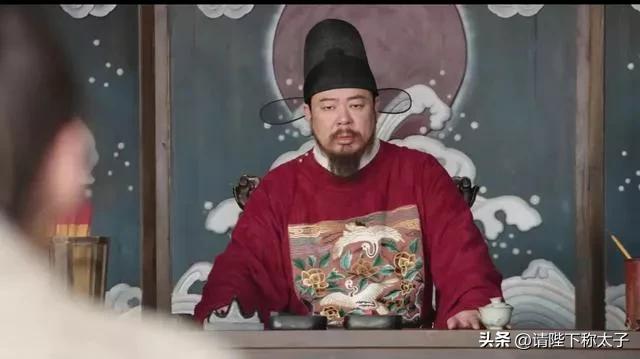 其实有的时候真的不能怪明朝的官员贪污，因为当时的制度就是在逼着他们去贪污。

一