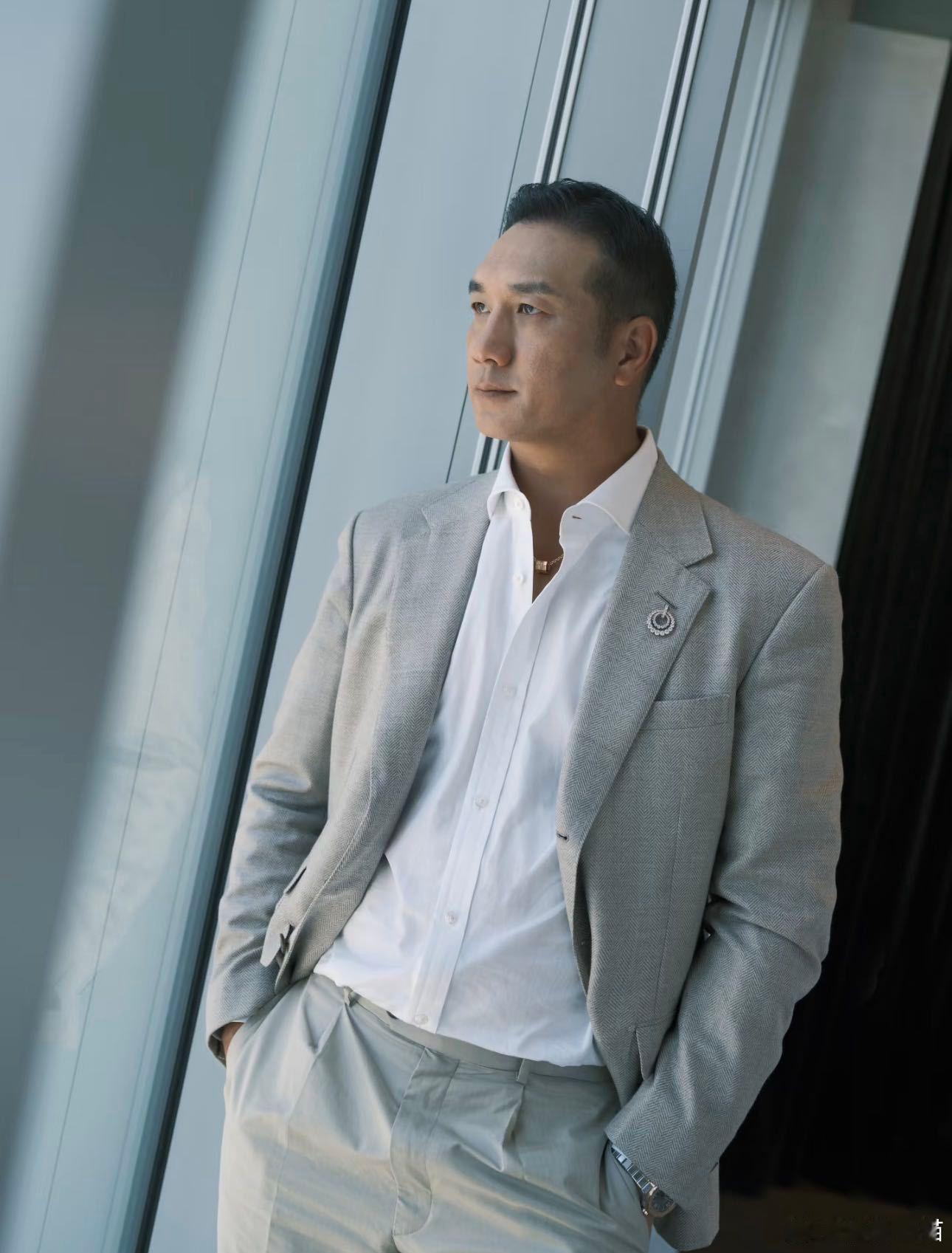 黄觉藏海传被捅戏份拍了十天 不敷衍每一处表演细节，为单场戏潜心打磨十天，黄觉用实