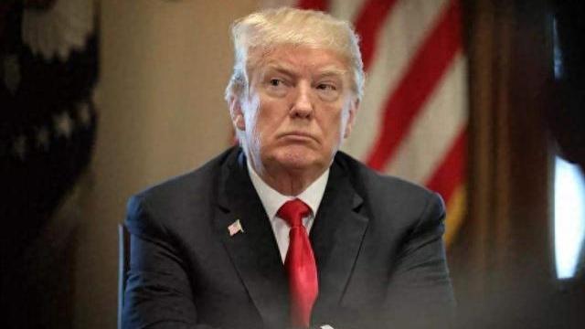 全球震动！两大海峡同时生变，美军行动失利，中东风云升级
 
4月24日，两大海峡