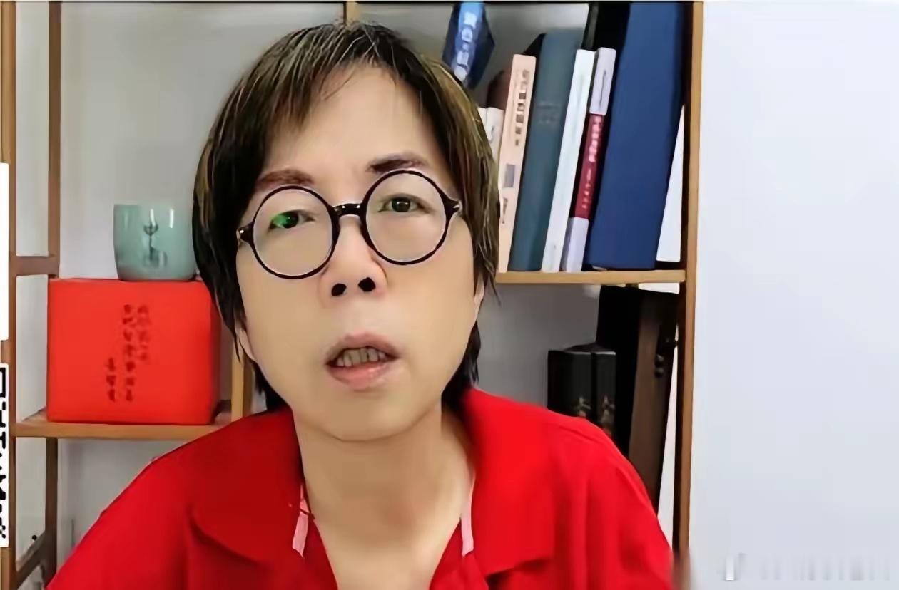 我上次发黄智贤照片，叫大家看看几年前的黄智贤和现在的黄智贤，当一个人心地善良、心