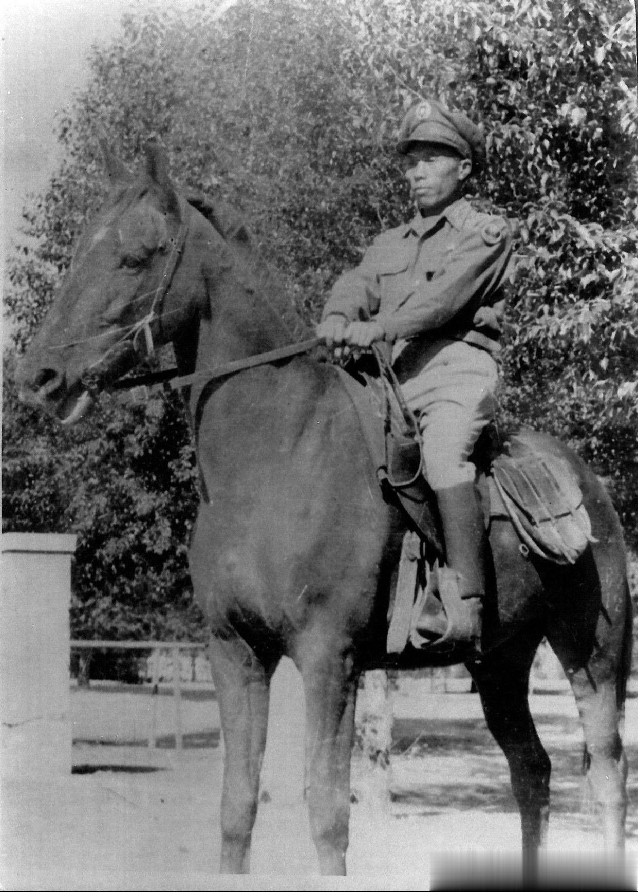 老狼原创：中国远征军仁安羌大㨗。1942年3月，一支名不见经传的中国远征军部队部队，在中国远证军孙立人将军