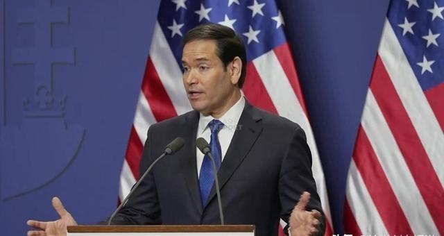 受中国制裁的美国国务卿卢比奥终于清醒了！他近日说：“中国是一个大国。其人口超过十