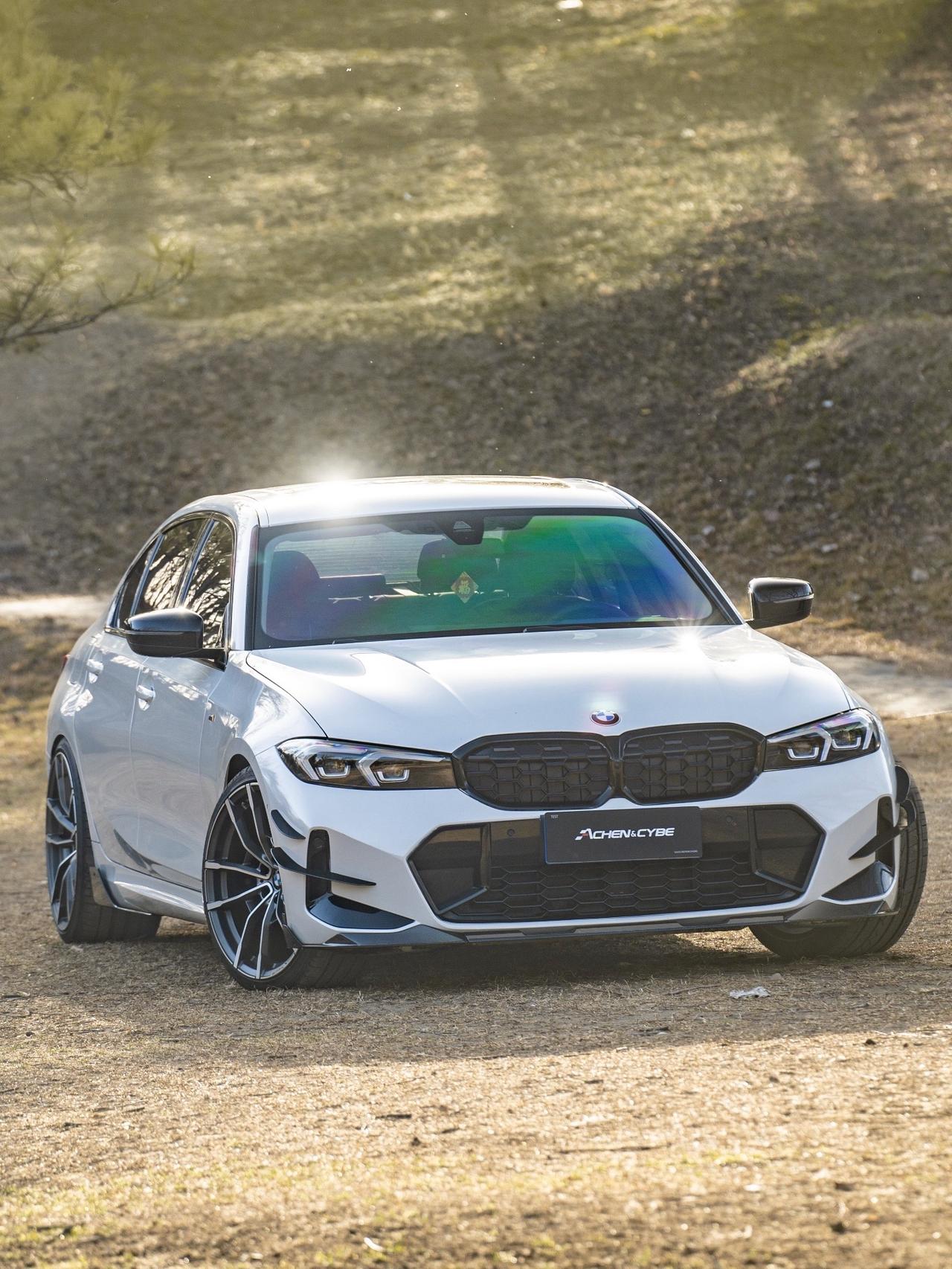 一台宝马3系能改装出多高的颜值？一套雷肯茨博组件告诉你：+∞。
雷肯茨博 宝马3