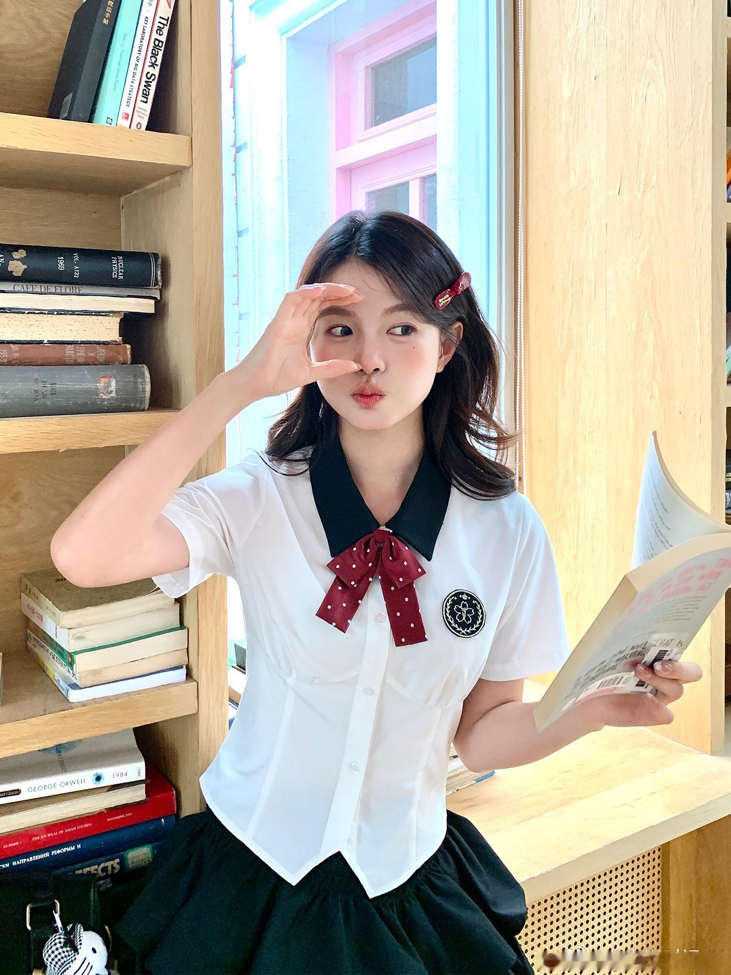 jk【 征名 】选中送同款✨👉已经准备好了夏天的小衬衫👉活动同步开启：📕、