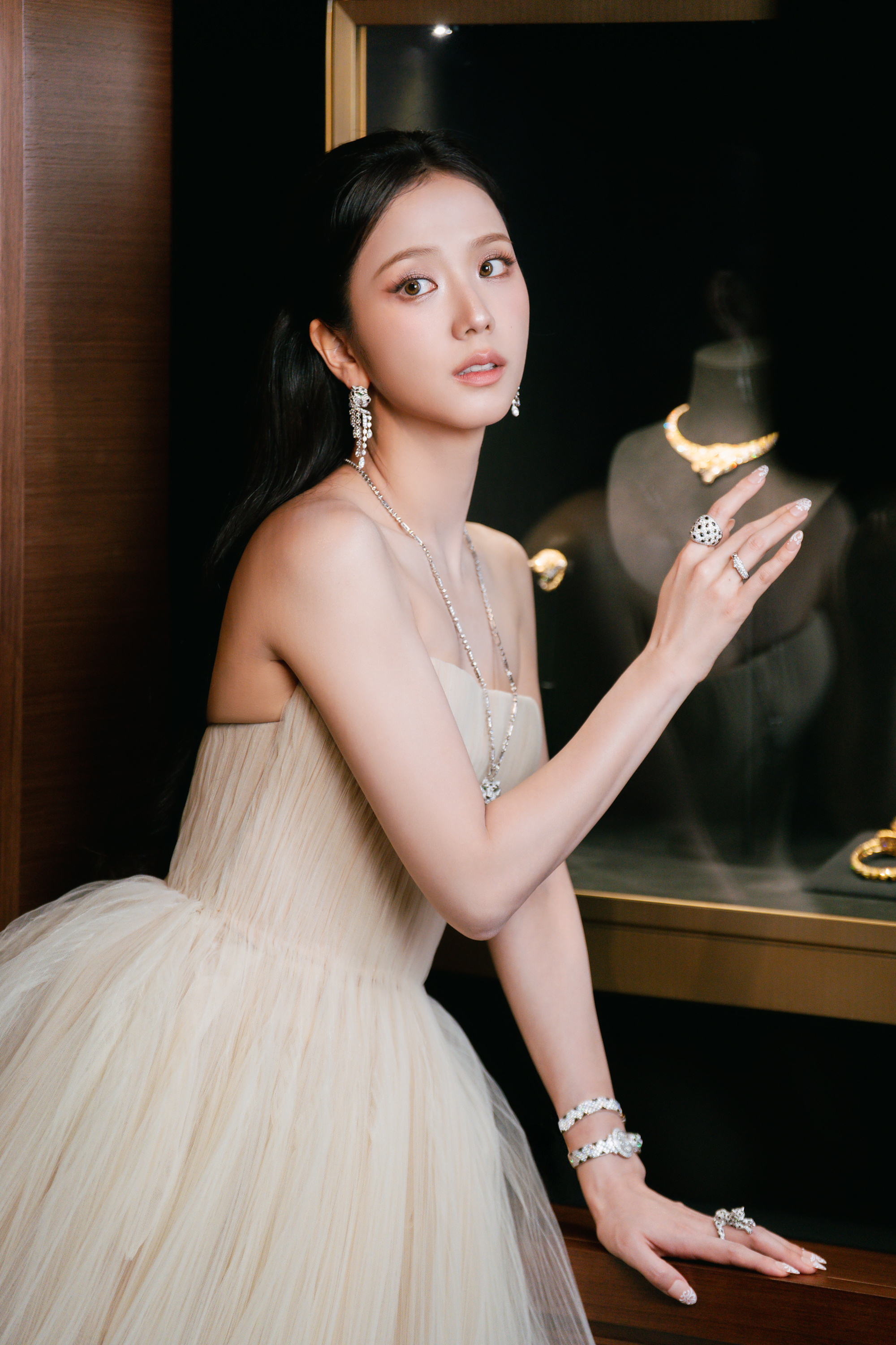 在首尔，与 Panthère de Cartier 共度的瞬间 ✨ 