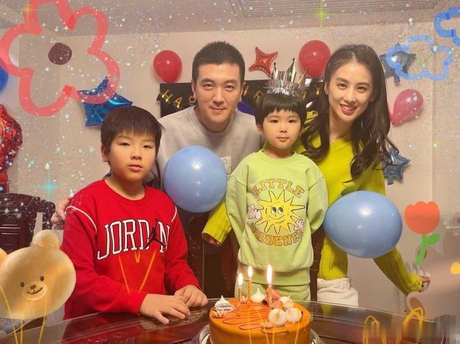 黄圣依9岁儿子正面照家人们，今天咱们来聊聊娱乐圈的热门话题 —— 黄圣依 9 岁
