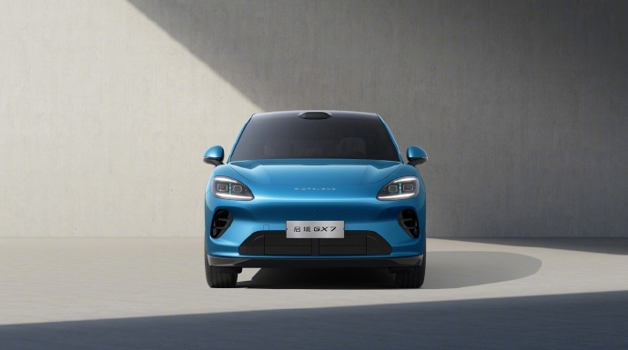 【启境 GX7 全球首秀：定位智能阔五座 SUV 车型，首创 20 秒一键自动成