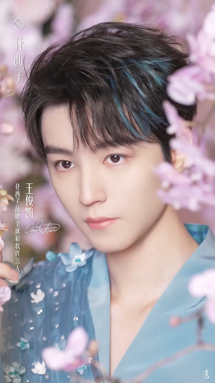 美得我左钩拳！右钩拳！上钩拳！下钩拳！龙卷风摧毁停车场！黑虎掏心！袋鼠跳！弗拉明