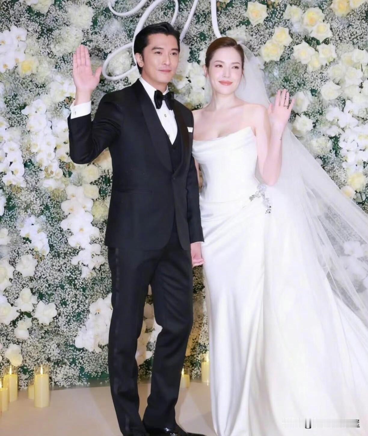 井柏然和刘雯谈恋爱，我不在乎。
林心如嫁霍建华，我不羡慕。
但让我非常惊讶的是—