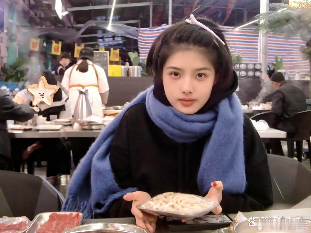 08年的小演员艾米素颜状态，这张脸天生做演员 