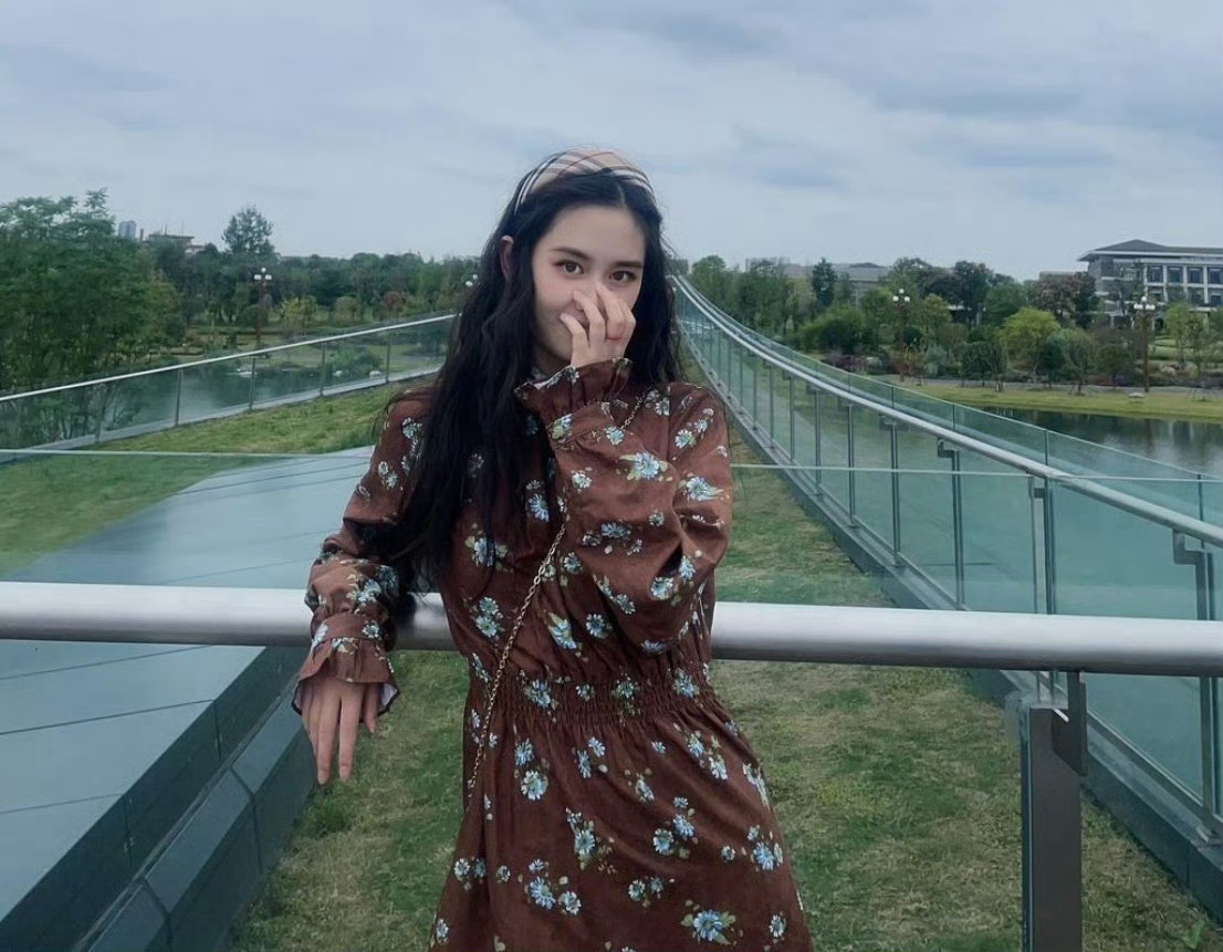 【第7497号】97年女生，身高162，幼儿教师，年收入10；文静慢热，感情专一