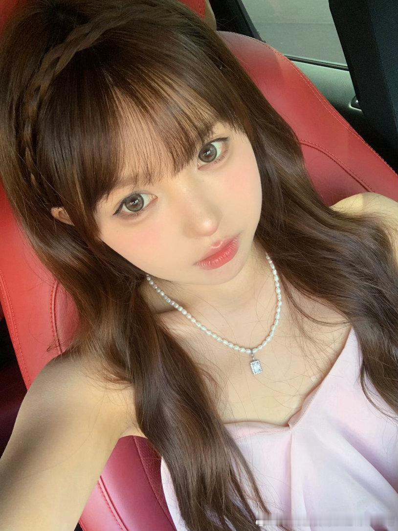 冷脸 