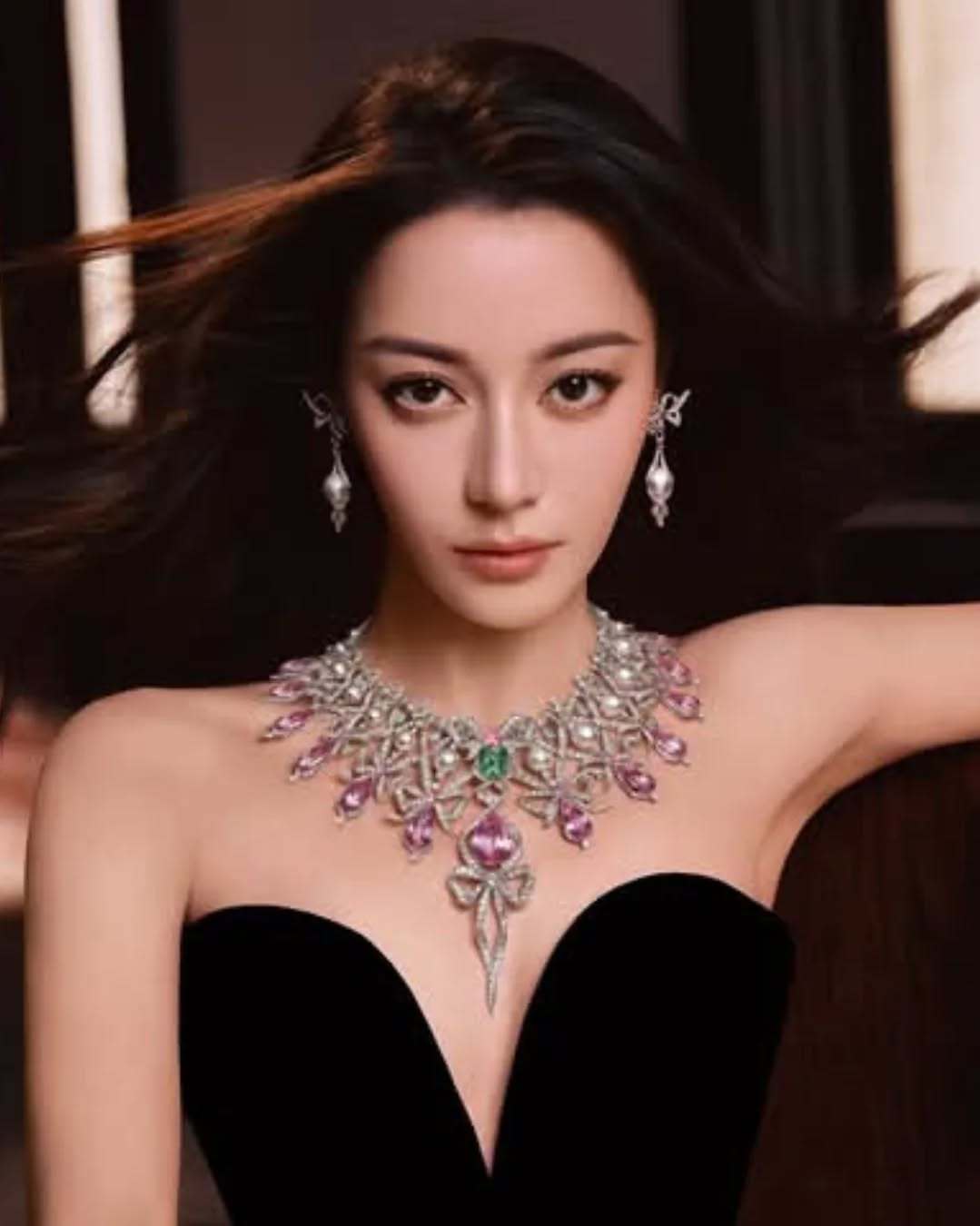 迪丽热巴 