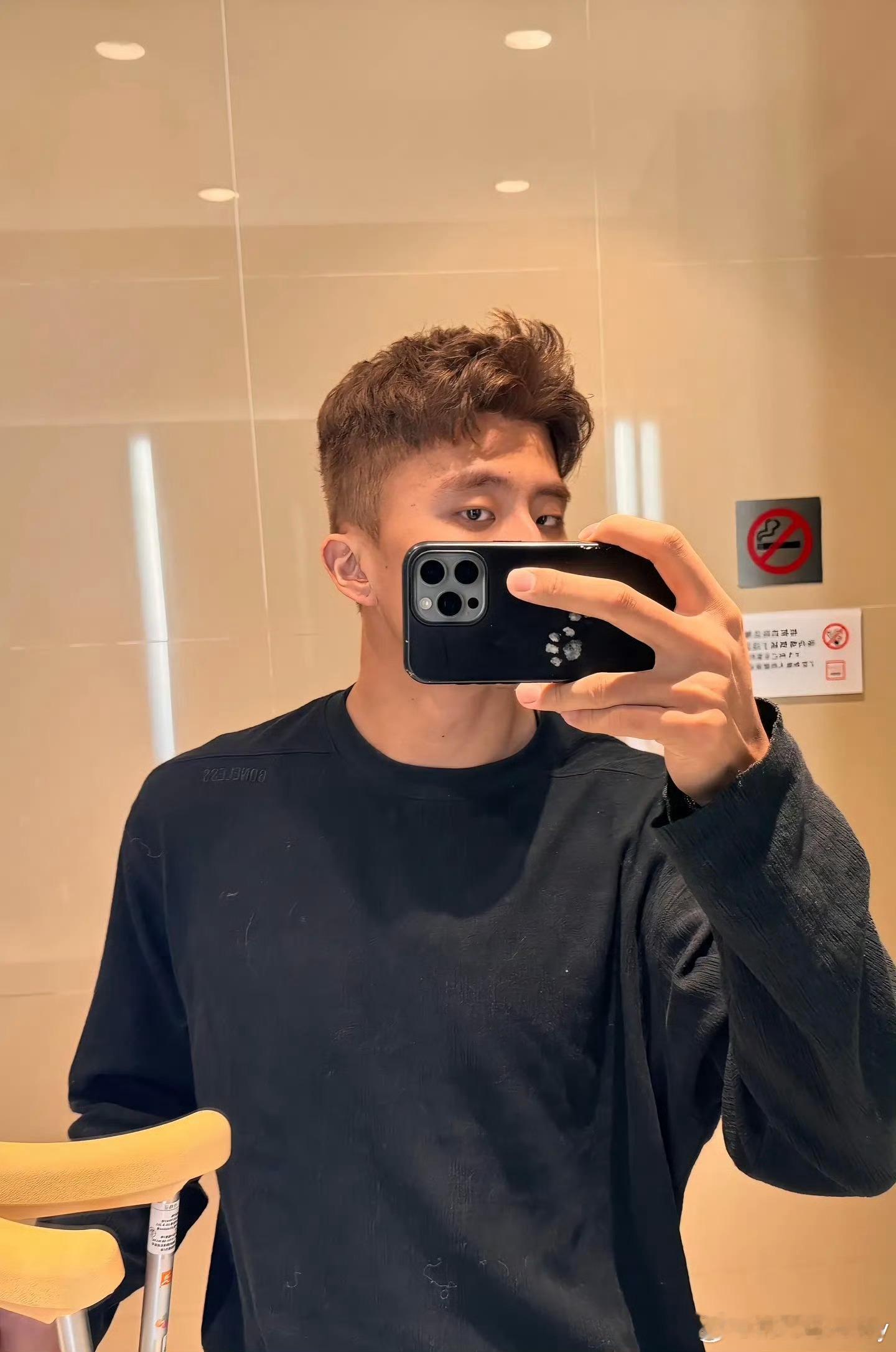 早日康复，快点好起来。张景胤中国男排