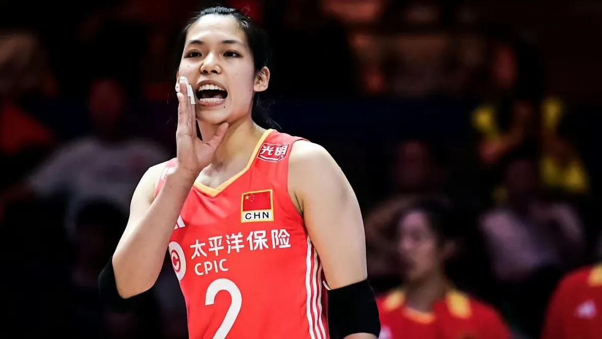 在今天举行的2025年世界女排联赛中国北京站
的比赛中，中国女排以3-0轻取法国