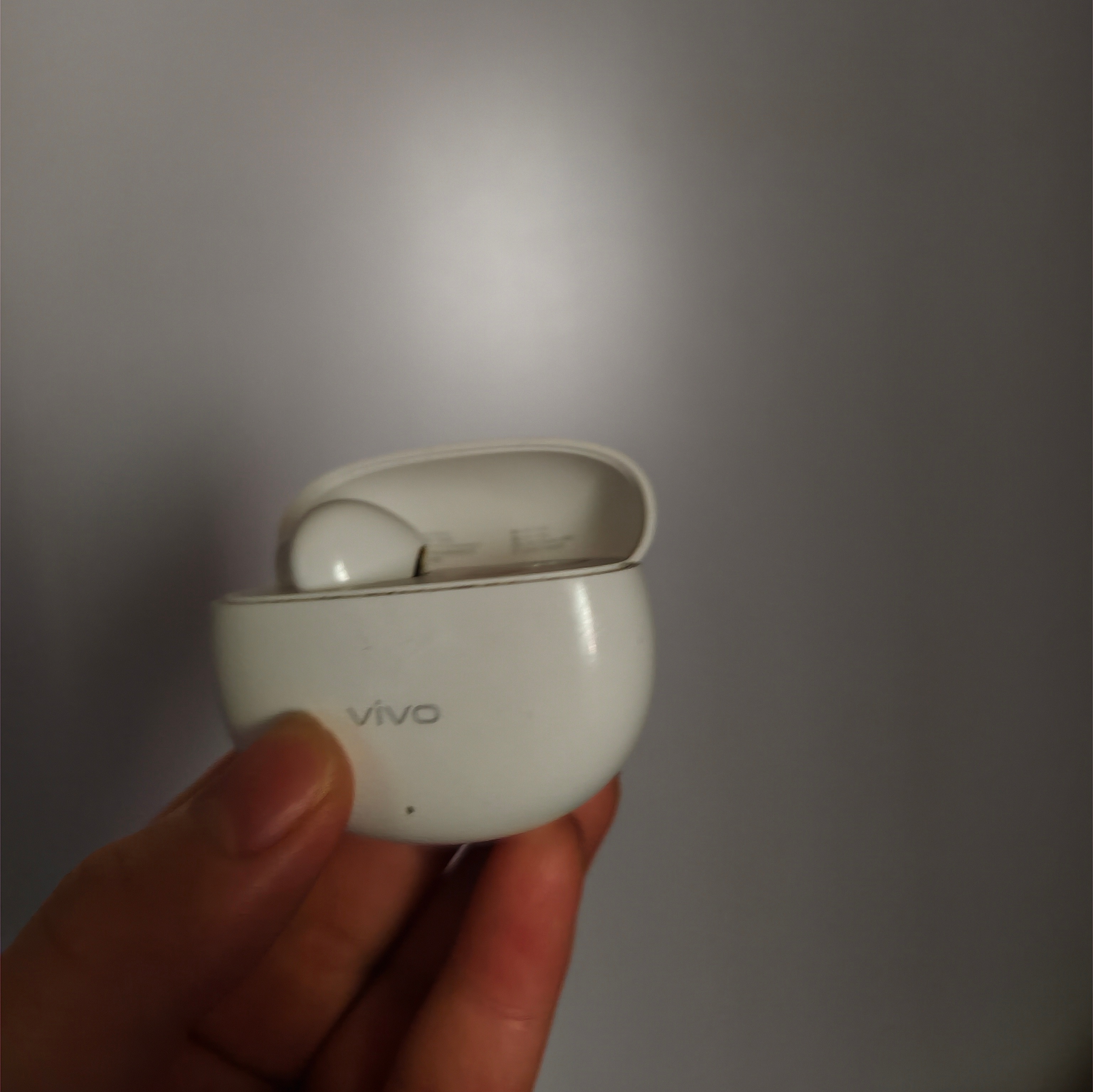 emmmm又把耳机搞丢了