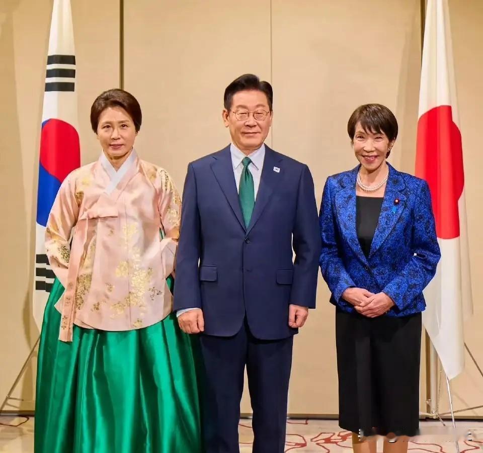 亚洲局势光怪陆离！

韩国李在明总统与日本高市早苗合作来段架子鼓，难道韩日合作真