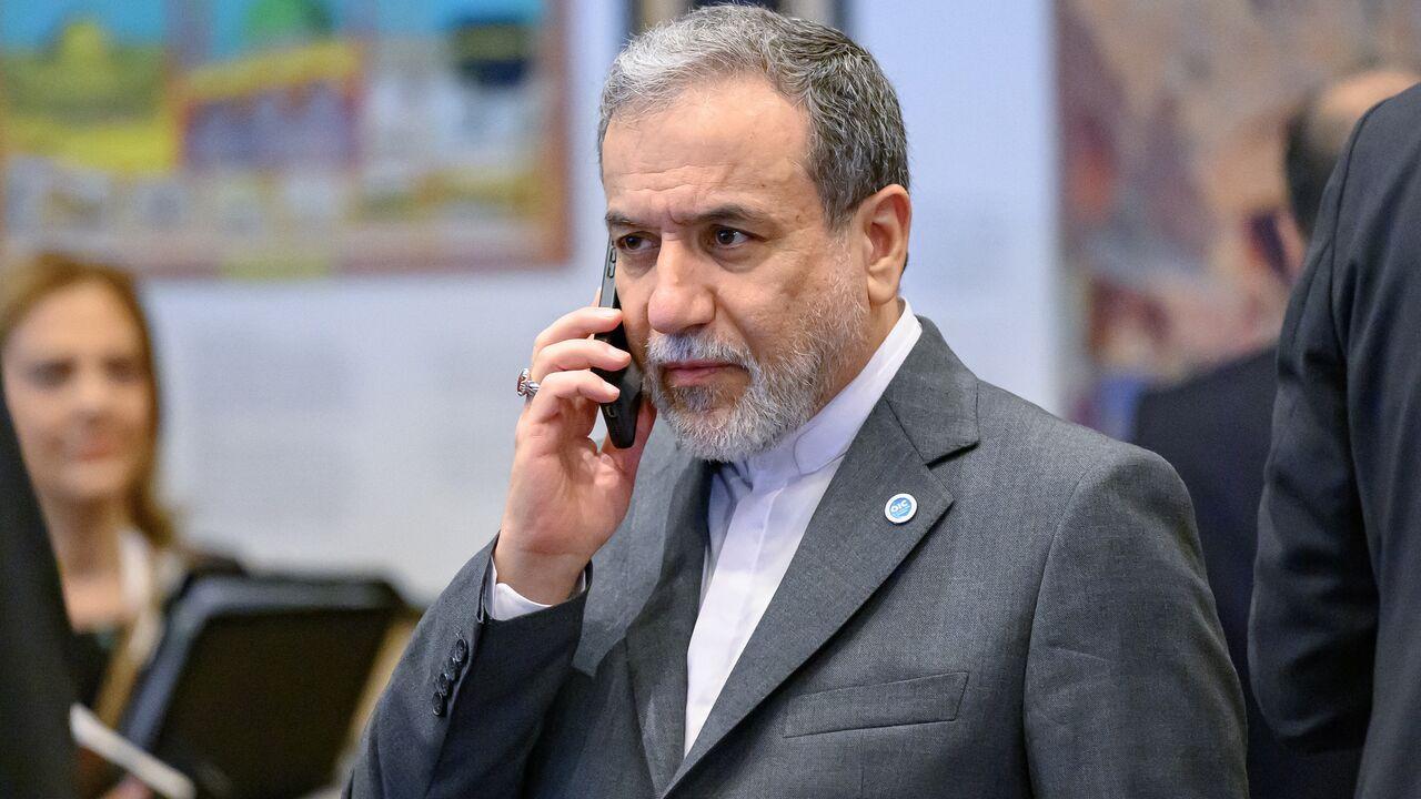 霍尔木兹海峡，一天之内开了又关。


4月17日，伊朗外长阿拉格奇宣布海峡对商船