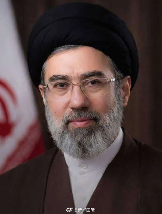 伊朗发动“真实承诺-4”第31波攻势 向最高领袖穆杰塔巴·哈梅内伊致敬普京祝贺伊