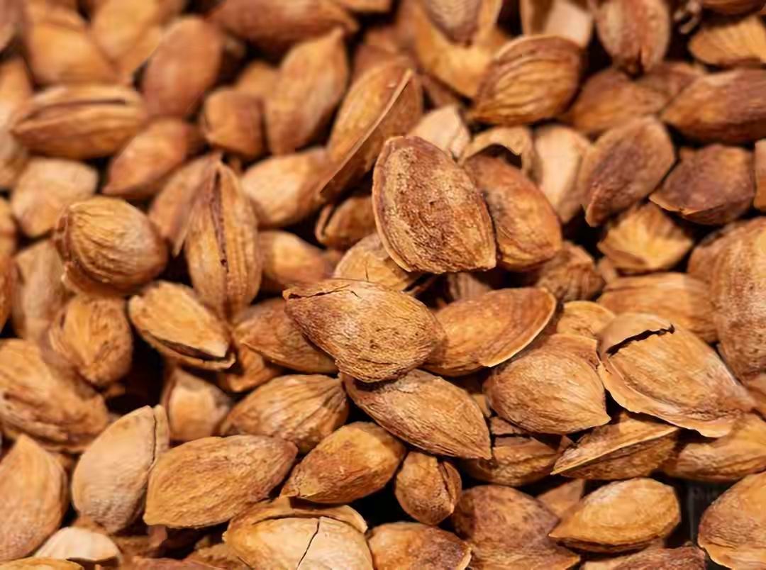 人到中年，3种食物要多吃，堪称血管清道夫，血管越来越年轻

人到中年，身体机能开