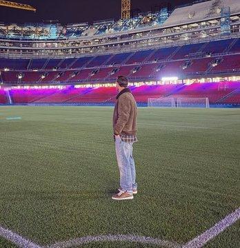 梅西IG更新：昨晚我重归一处我魂牵梦萦的地方。那个曾让我无比幸福的地方，你们让我