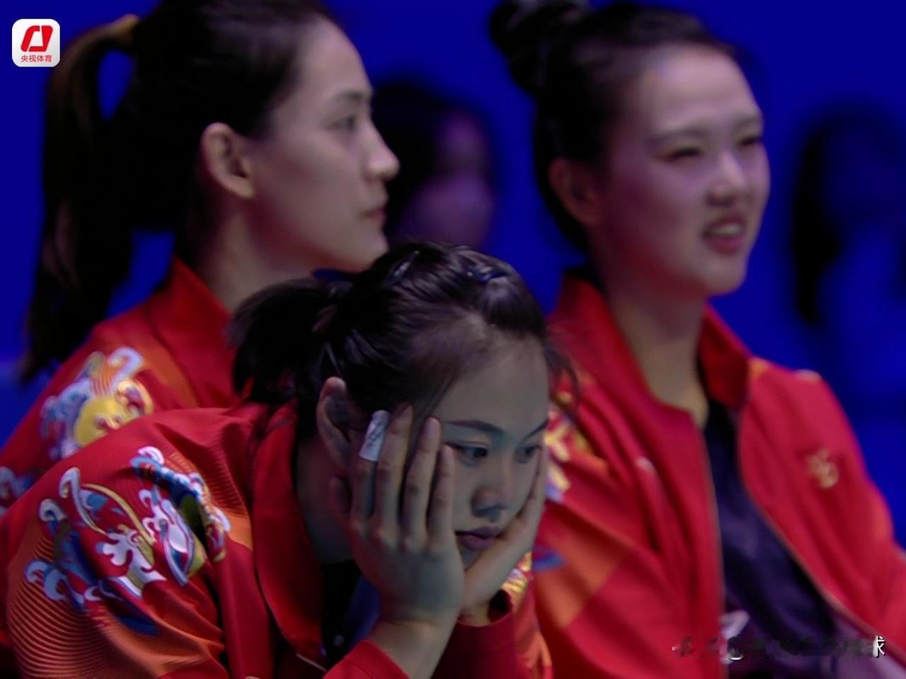 江苏女排刁琳宇、张常宁、龚翔宇等全主力豪华阵容首发出战，3-0横扫云南队！
全运