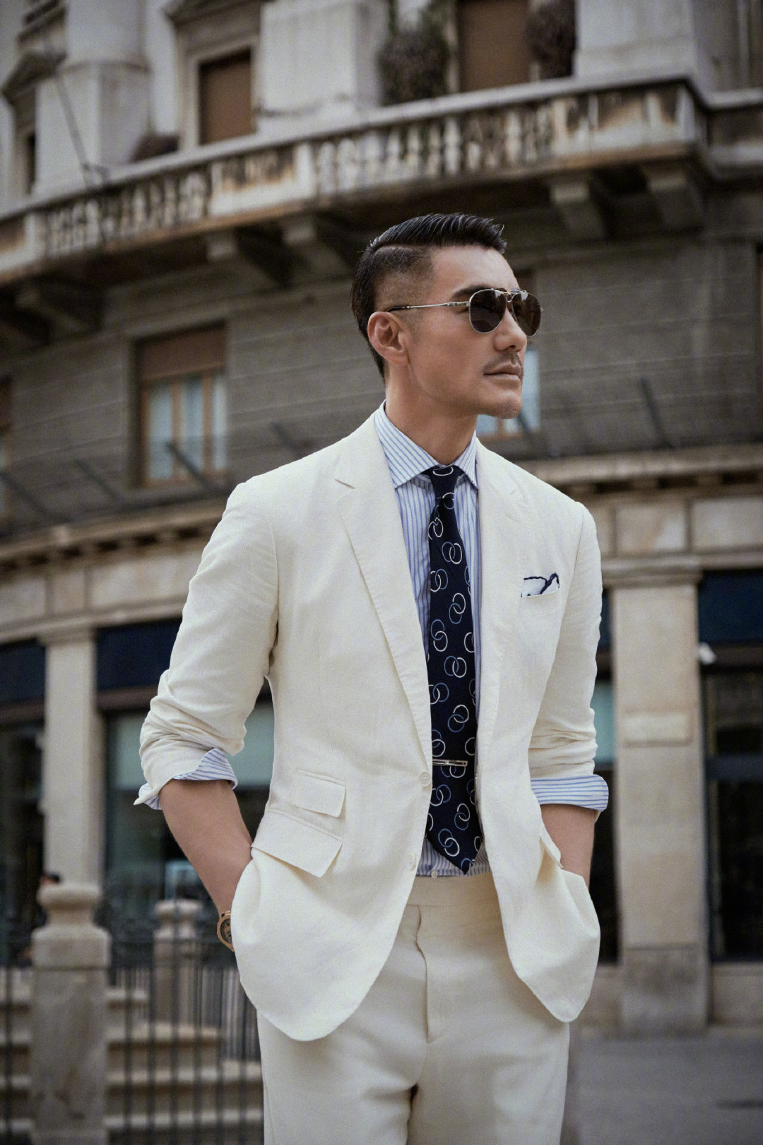 娱乐圈不老明星都在用AQ 难怪胡兵冻龄，秘密就在于健康管理，这科普来得太及时了！