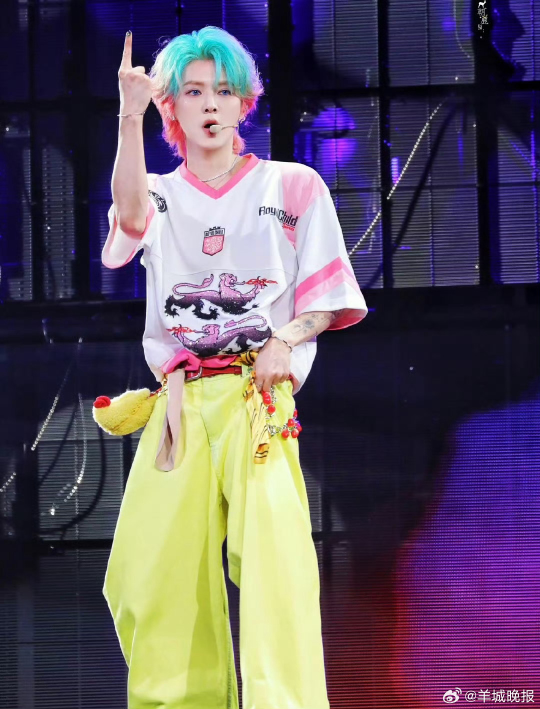 【转发收藏！多巴胺穿搭的最佳指南】告别沉闷穿搭，用色彩点亮日常！从配色公式到单品