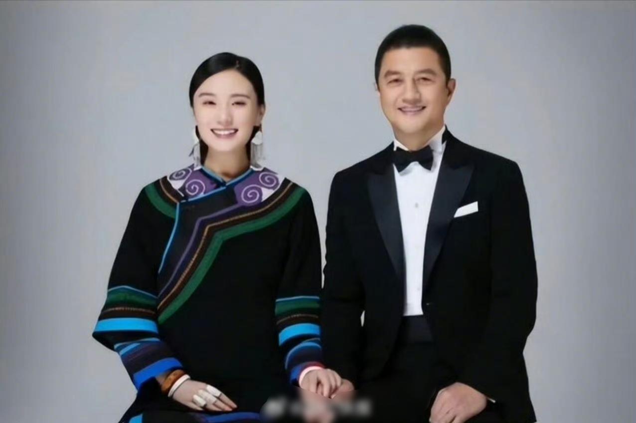 李亚鹏和海哈金喜离婚，这反转也太猝不及防了吧！刚刷到李亚鹏和海哈金喜官宣离婚的消