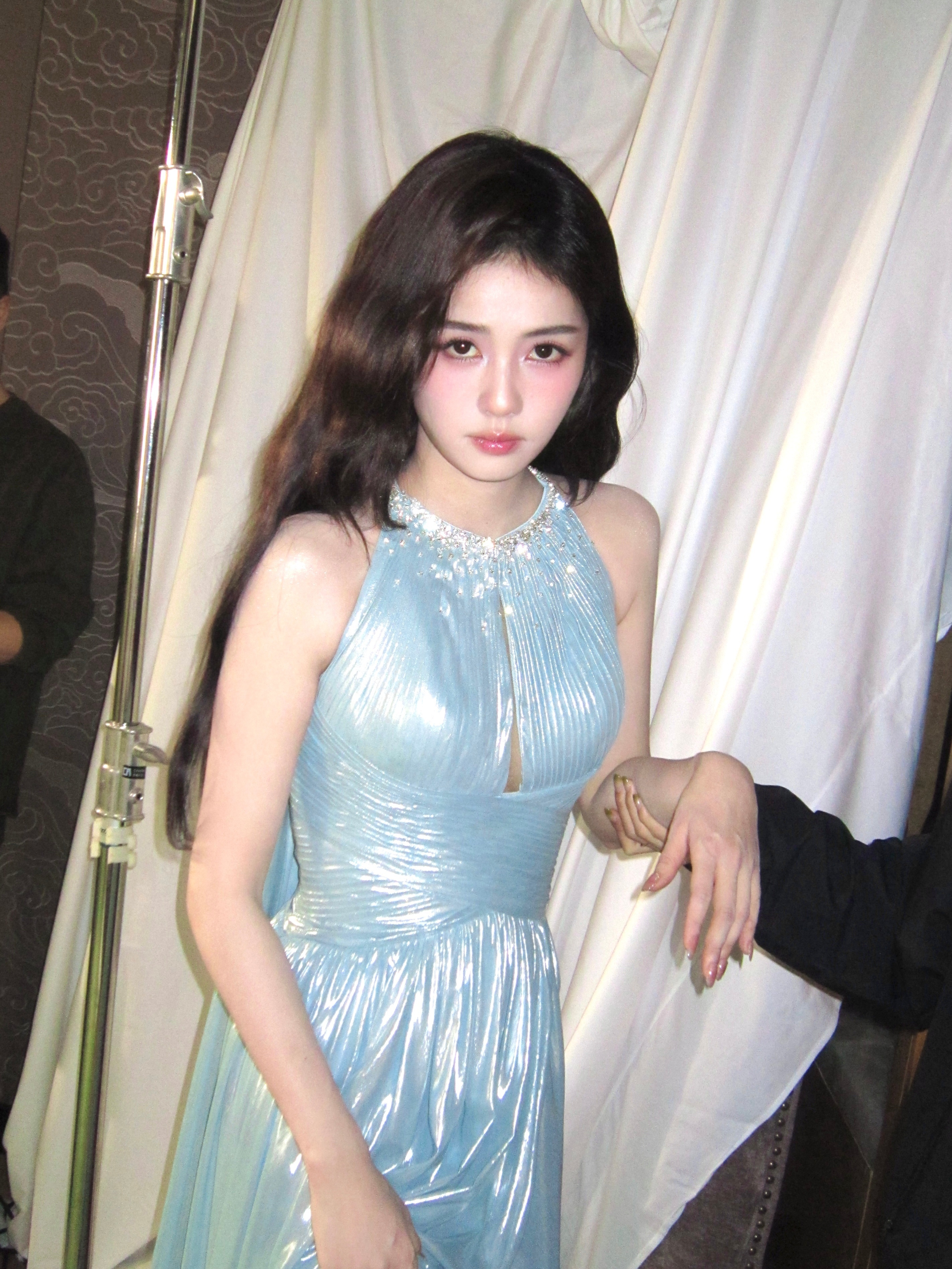 白鹿💙💙💙星落海蓝女神妆✨✨✨化妆：金鹤龙🧏🏻♂️白鹿白鹿大师出妆美丽