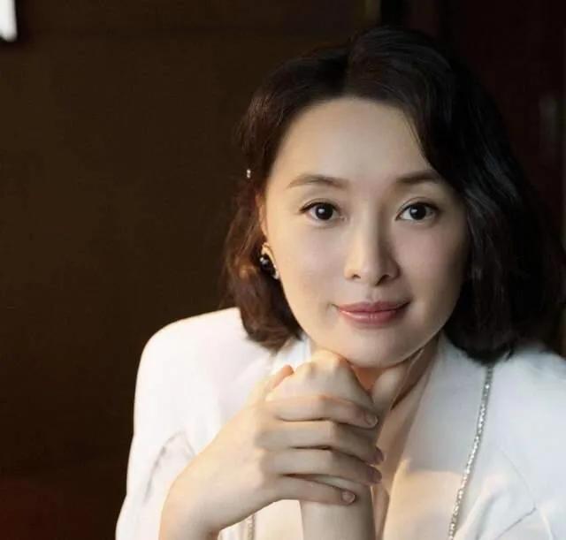 。这种无端造谣行为不仅伤害了吴越个人的形象和利益，也给他的家人造成了困扰和伤害。
