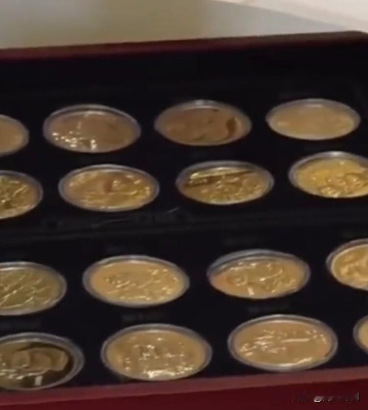 河南这位大哥的经历，真让人又气又心疼！突发重病卧床，老伴照料时竟在床底翻出200