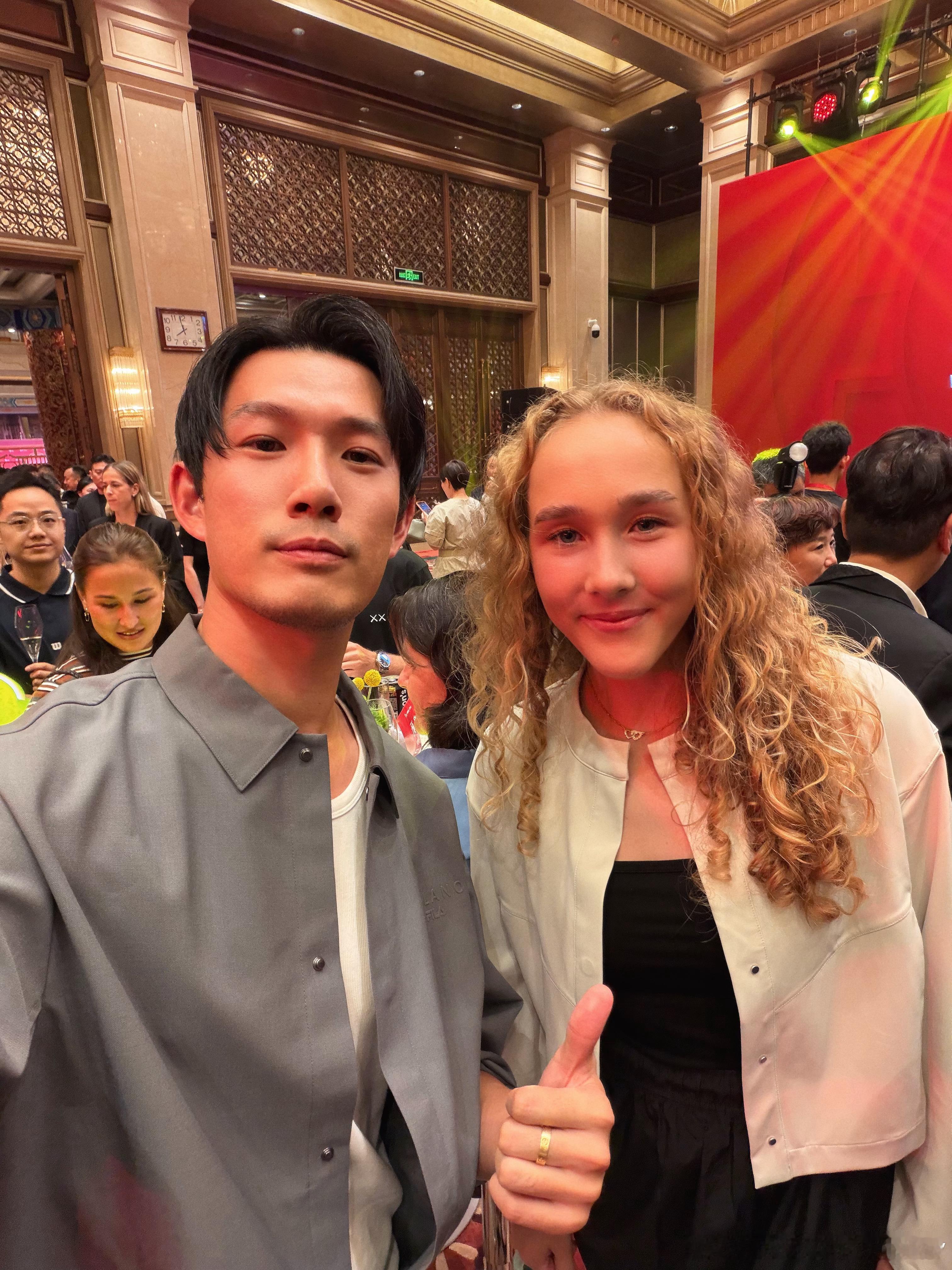 具体事宜交待好了👍🏼小米辣很辣，但钦文可是湖北人[doge]奥米网球现场奥米